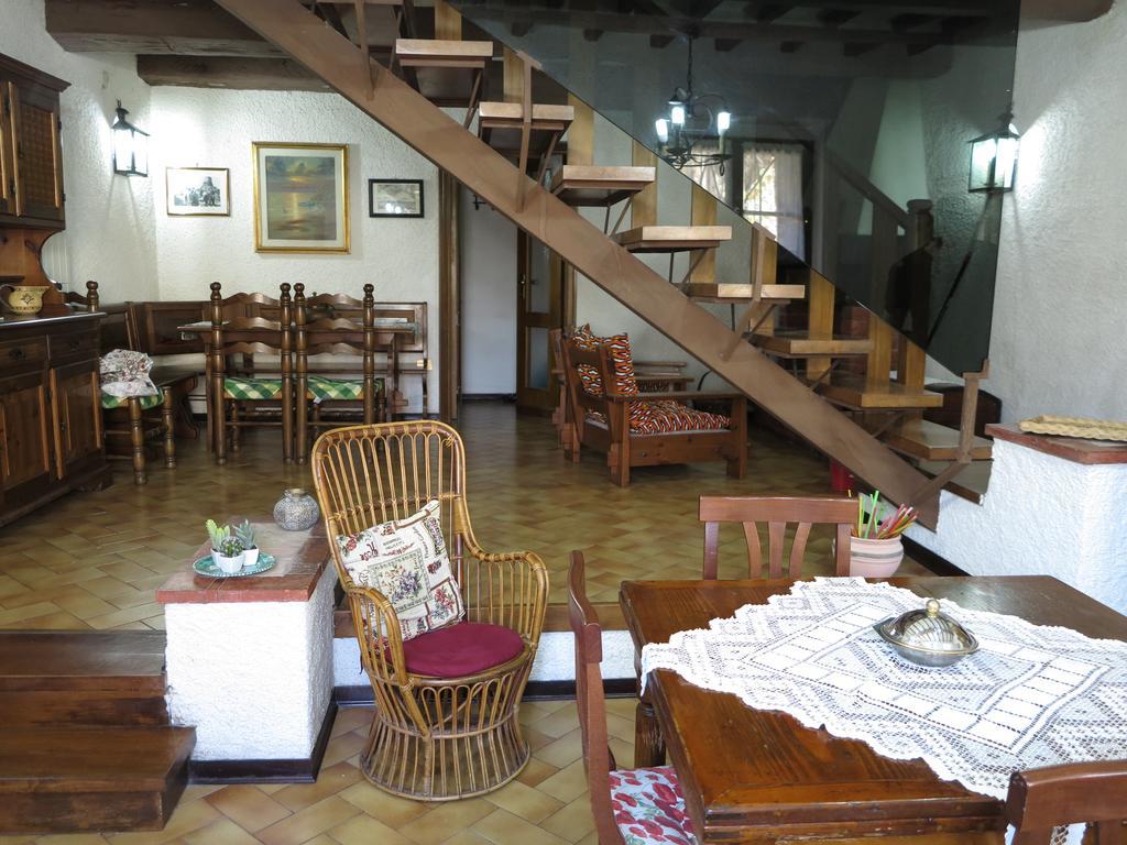 Le Pietre Antiche Villa กัสตีลีโยเน ดิ ออร์ชา ภายนอก รูปภาพ