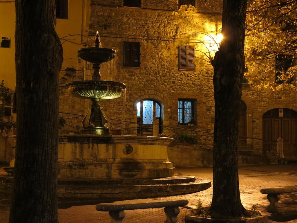 Le Pietre Antiche Villa กัสตีลีโยเน ดิ ออร์ชา ภายนอก รูปภาพ